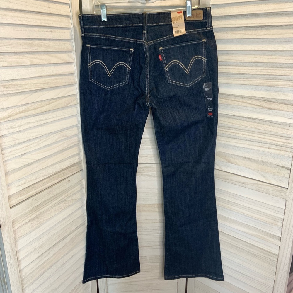 Levi’s Women’s 518 Superlow Dark Wash Low Rise Bootcut Denim Jeans NWT 31 - Picture 4 of 15